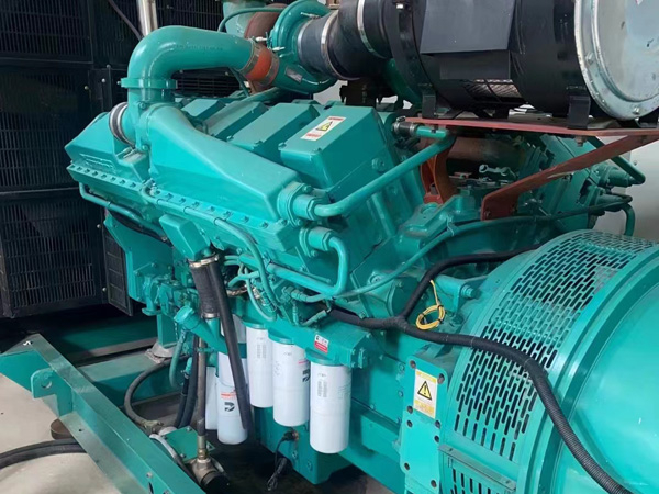 道滘镇更换100kW柴油发电机组机油时，需要注意哪些事项？