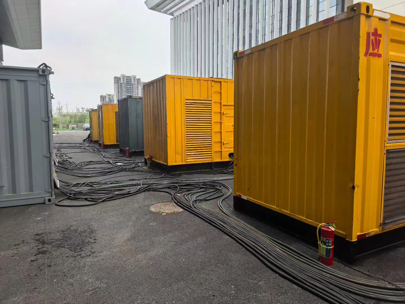 道滘镇柴油发电机组冬季保养有哪些注意事项？